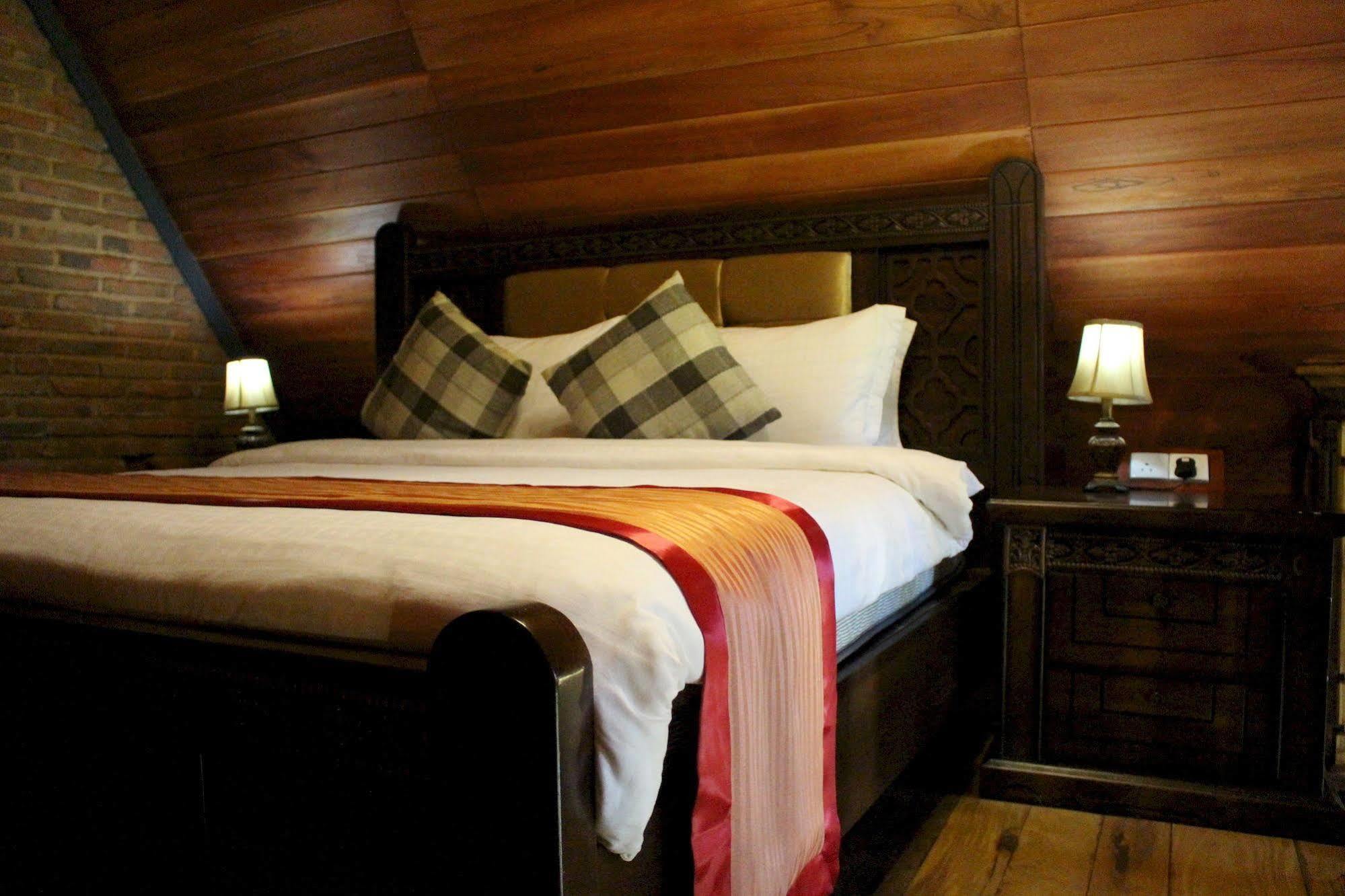 Avasta Resort And Spa Anuradhapura Bagian luar foto