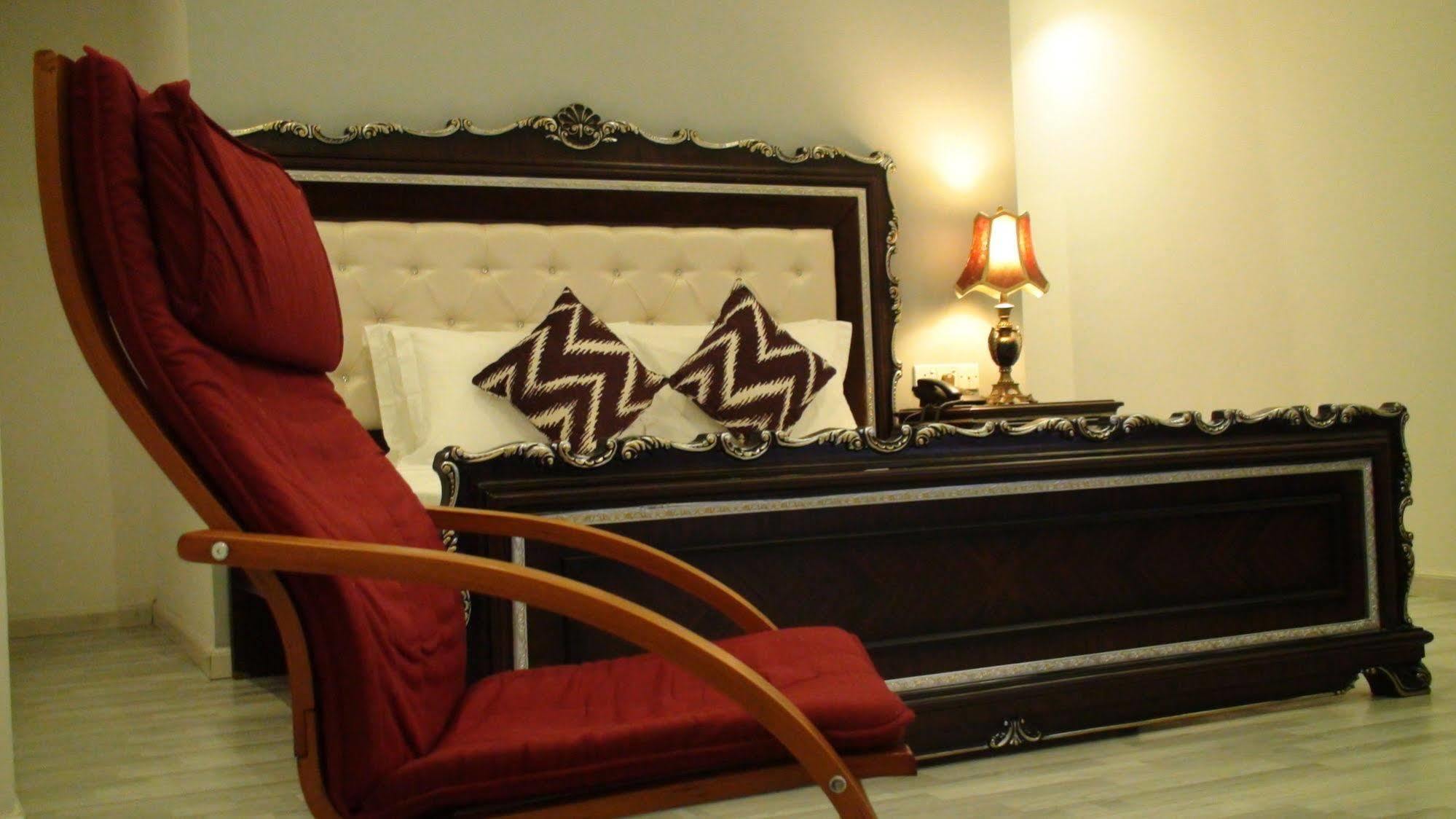 Avasta Resort And Spa Anuradhapura Bagian luar foto