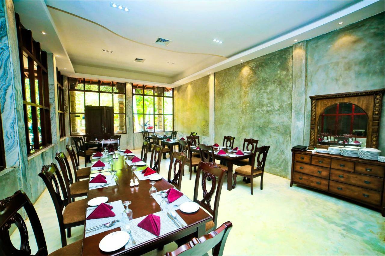 Avasta Resort And Spa Anuradhapura Bagian luar foto