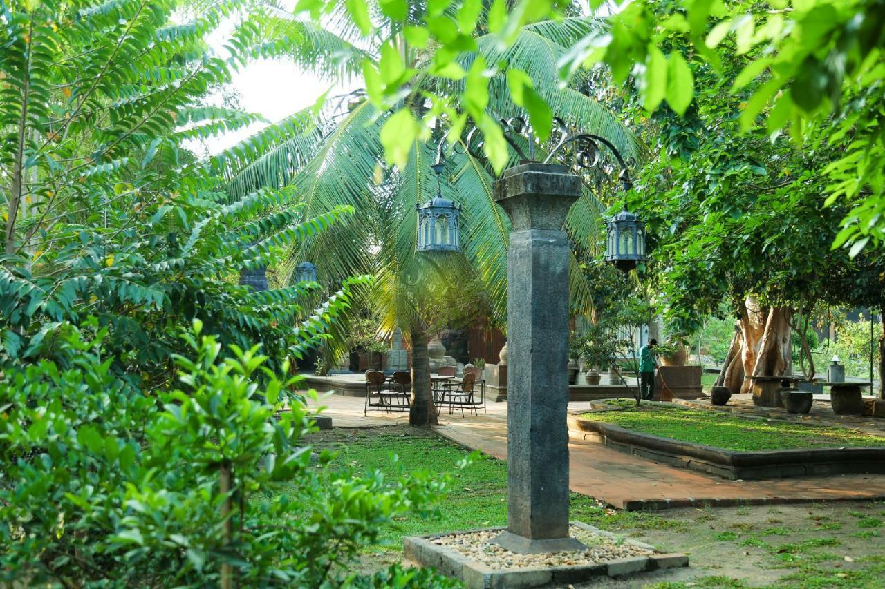 Avasta Resort And Spa Anuradhapura Bagian luar foto